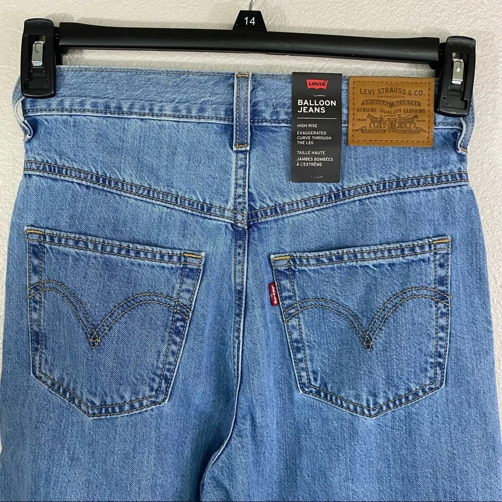 Levi’s New Big E Balloon 80’s Style‎ Jeans size 23